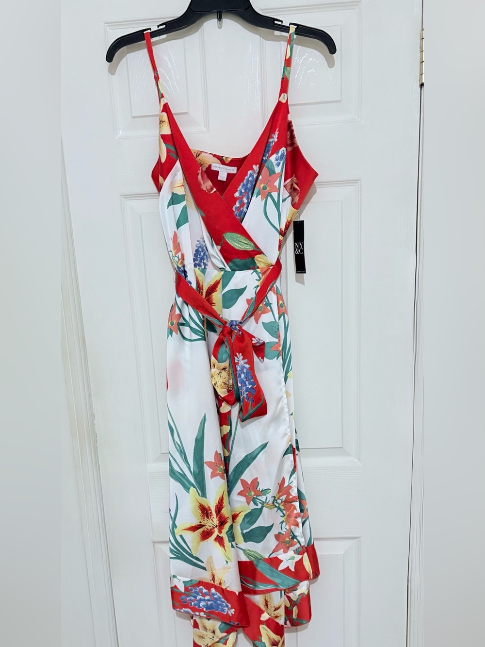 New York & Company Red and White Floral Asymmetrical Wrap Dress